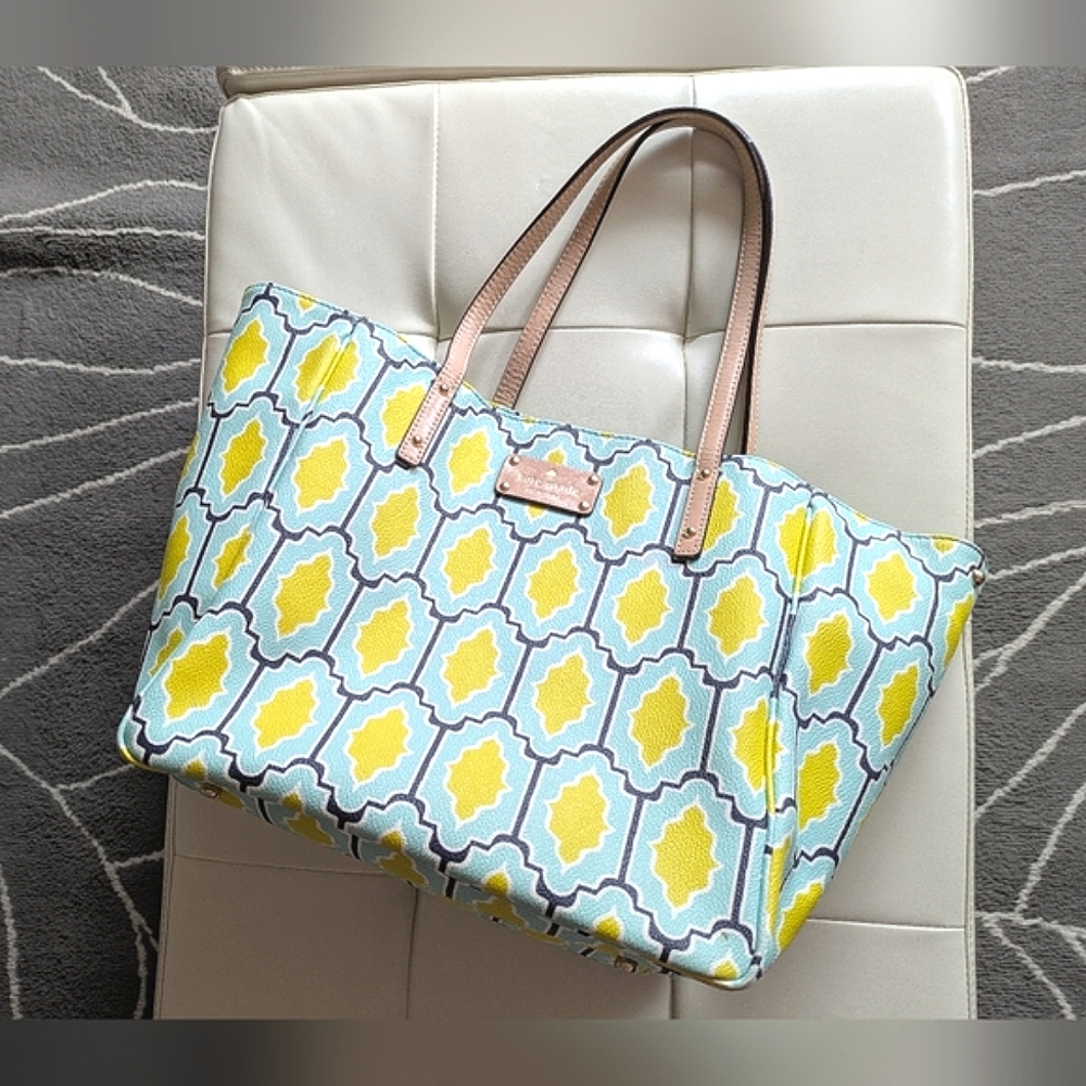 Kate Spade Cabana Tile "Michelle" Large Adjustable Tote Bag
